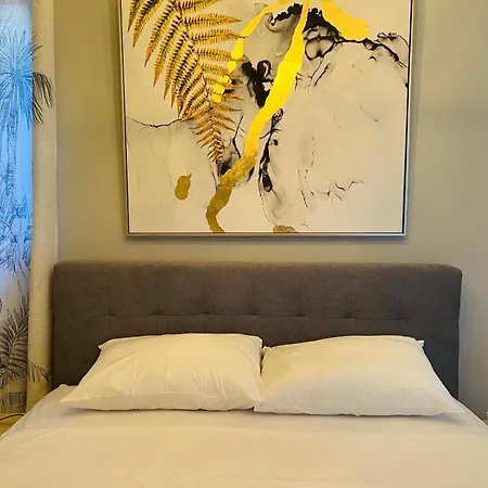 Maximus Apartment *